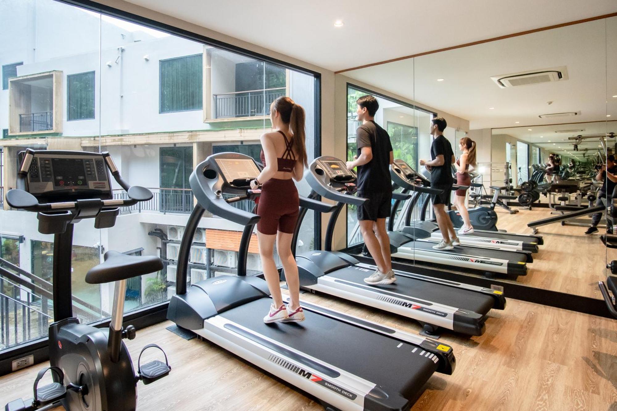 Skyview Resort Phuket Patong Beach מראה חיצוני תמונה The gym at the University of Law, Birmingham